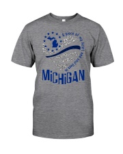 A PIECE OF MY HEART AND SOUL LIVES IN MICHIGAN Classic T-Shirt tile