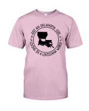 OKLAHOMA GIRL LIVING IN A LOUISIANA WORLD Classic T-Shirt tile