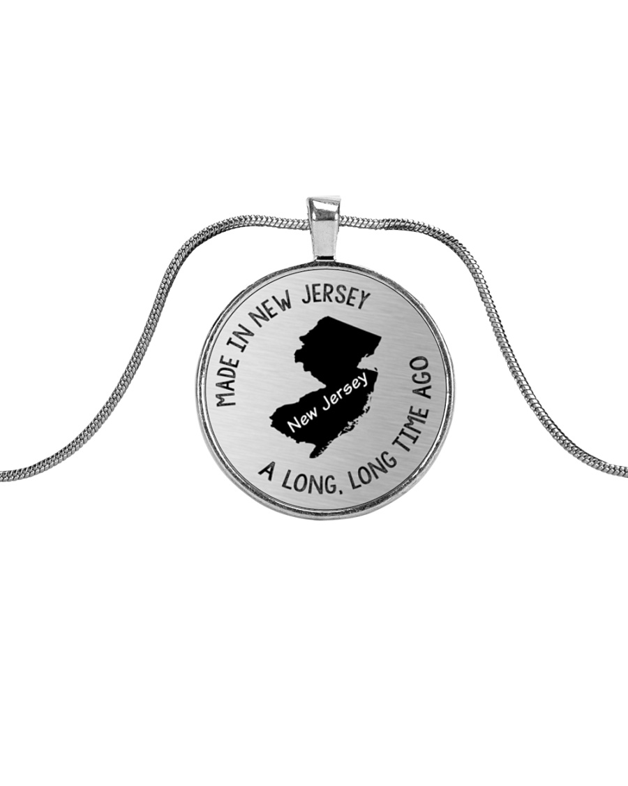 MADE IN NEW JERSEY A LONG LONG TIME AGO Metallic Circle Necklace