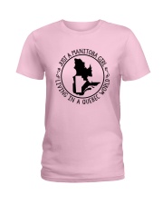 MANITOBA GIRL LIVING IN QUEBEC WORLD Ladies T-Shirt thumbnail