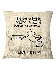 MICHIGAN TENNESSEE THE LOVE MOM AND SON Square Pillowcase thumbnail