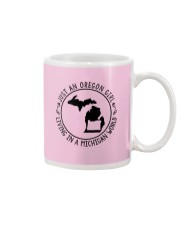 OREGON GIRL LIVING IN MICHIGAN WORLD Mug tile