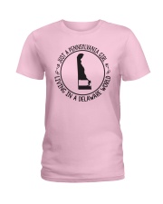 PENNSYLVANIA GIRL LIVING IN DELAWARE WORLD Ladies T-Shirt front