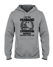 I'M THE HUSBAND OF A STATEN ISLAND WOMAN Hooded Sweatshirt tile