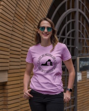ARIZONA GIRL LIVING IN A VIRGINIA WORLD Ladies T-Shirt lifestyle-women-crewneck-front-2