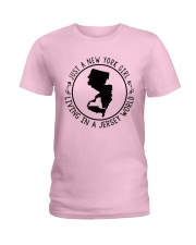 NEW YORK GIRL LIVING IN JERSEY WORLD Ladies T-Shirt thumbnail