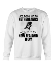NEW ZEALAND GUY LIFE TOOK TO NETHERLANDS Crewneck Sweatshirt thumbnail