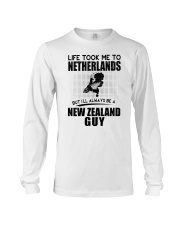 NEW ZEALAND GUY LIFE TOOK TO NETHERLANDS Long Sleeve Tee thumbnail