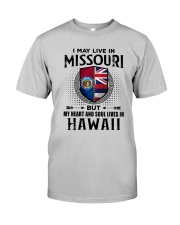 LIVE IN MISSOURI MY HEART IN HAWAII MEN Classic T-Shirt front