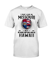 LIVE IN MISSOURI MY HEART IN HAWAII MEN Classic T-Shirt tile