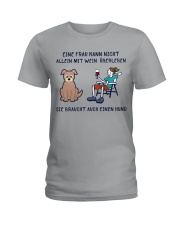 Sie Braucht Auch Einen Hund Ladies T-Shirt tile