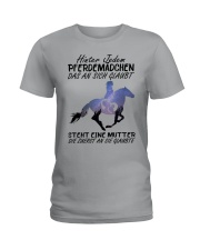 Hinter jedem Pferdemädchen Ladies T-Shirt tile