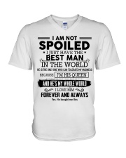 T-shirt I am not spoiled V-Neck T-Shirt tile