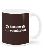 Kiss me i'm vaccinated Mugs tile