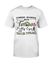 RUNNING GRANDMA Classic T-Shirt thumbnail