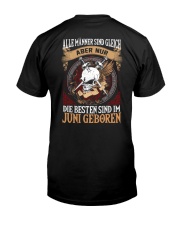 Juni Geboren Classic T-Shirt back