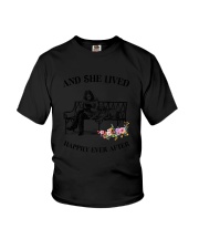 Labrador Retriever Happily Ever After Youth T-Shirt thumbnail