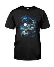 Wolf Family Classic T-Shirt front