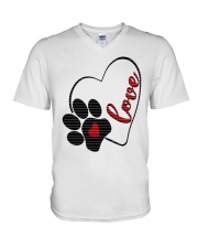 valentine Day Dog Moms shirts V-Neck T-Shirt thumbnail