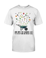 And Into The Garden I Go Vegetable Classic T-Shirt front