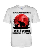 Old Woman Who Loves Elephants V-Neck T-Shirt tile