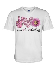 Hippie peace love V-Neck T-Shirt tile