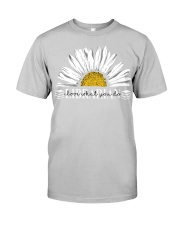 Reading Love What You Do Librarian Classic T-Shirt front