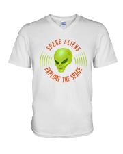 Alien explore the space V-Neck T-Shirt front