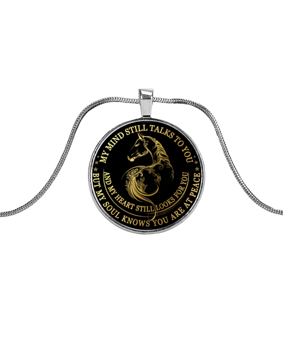 My Mind Still Talks To You Metallic Circle Necklace