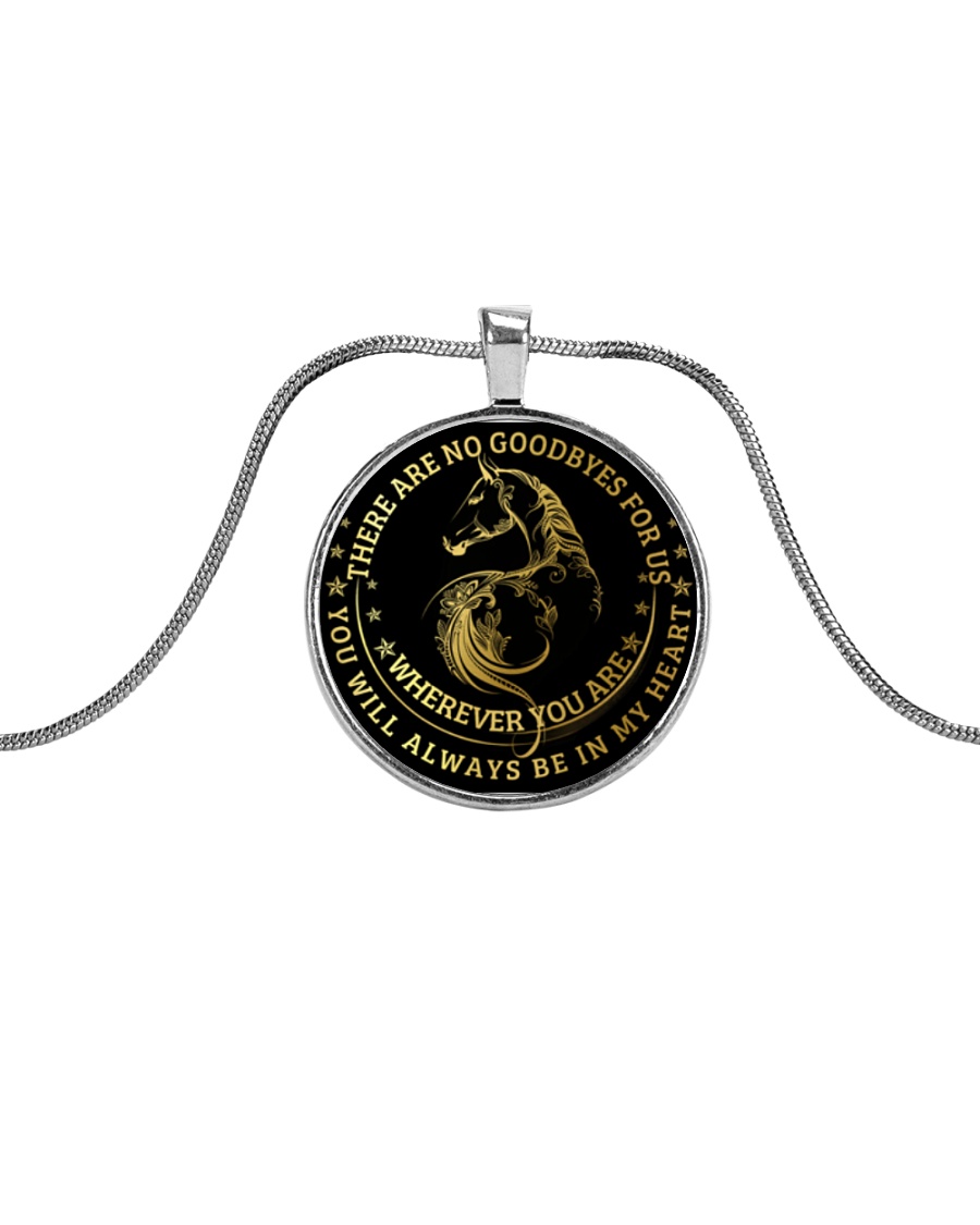 Be In My Heart Metallic Circle Necklace
