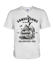 Sandersons bed and breakfast Children stay V-Neck T-Shirt tile