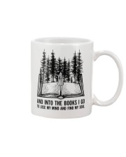 And into the books I go Mug tile