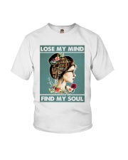 Reading lose my mind find my soul Youth T-Shirt tile