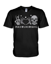 Peace love skull V-Neck T-Shirt tile