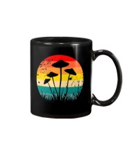 Magic Mushrooms Retro Mug tile