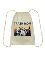 Retro Raccoon Trash Mom Drawstring Bag tile