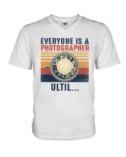 Until Manual Mode Vintage V-Neck T-Shirt tile