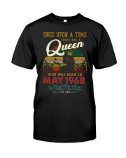 Queen Was Born In May 1968 T-shirt Birthday Gift Classic T-Shirt front