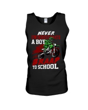 Tshirt Never Underestimate Unisex Tank tile