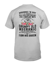 Mechanic's Wife: I am his Queen Classic T-Shirt thumbnail