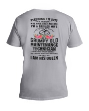 Maintenance Technician's Wife: I am his Queen V-Neck T-Shirt thumbnail