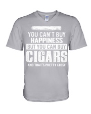 Cigar close 2 V-Neck T-Shirt tile