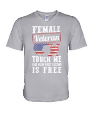 Vet touch me V-Neck T-Shirt tile