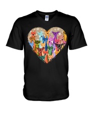 doberman heart shape V-Neck T-Shirt tile