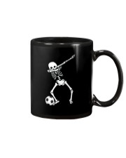 HALLOWEEN DABBING SKELETON SOCCER T-SHIRT Mug thumbnail