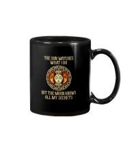 THE MOON KNOWS ALL MY SECRETS Mug tile