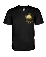 MOM - ALWAYS IN MY HEART V-Neck T-Shirt tile