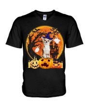 Chihuahua Halloween V-Neck T-Shirt tile