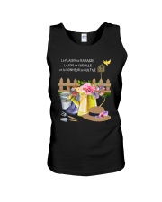 Le Bonheur Se Cultive Unisex Tank tile