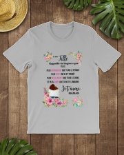 À Ma Fille Perfect Gift - Cadeau Parfait Classic T-Shirt lifestyle-mens-crewneck-front-18
